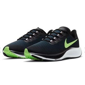 NIKE AIR ZOOM PEGASUS 37 FLYEASE*US 8.5,9.5 $140